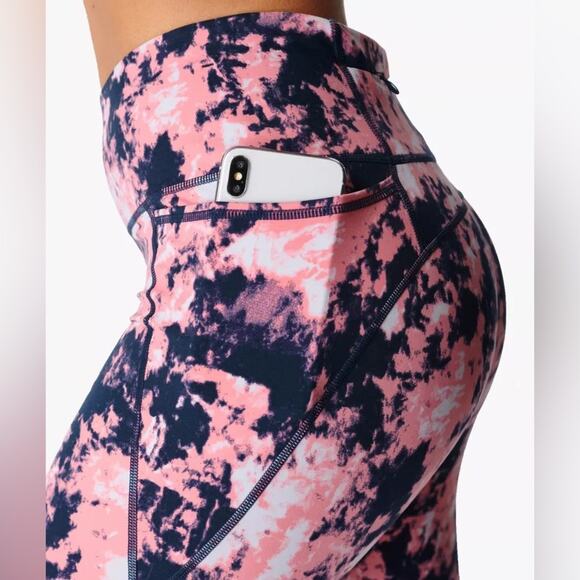 Sweaty Betty Tie Dye Power Leggings - 7/8 Length - pocket - Picture 3 of 16